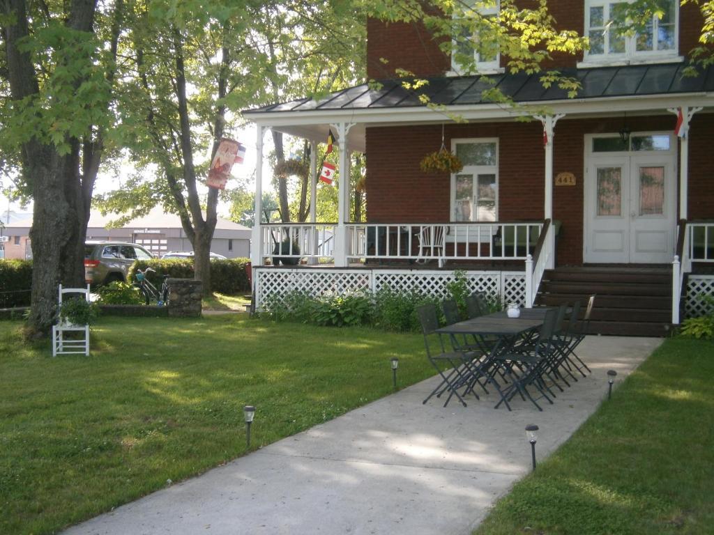 Gîte La Tempérance Charette Extérieur photo